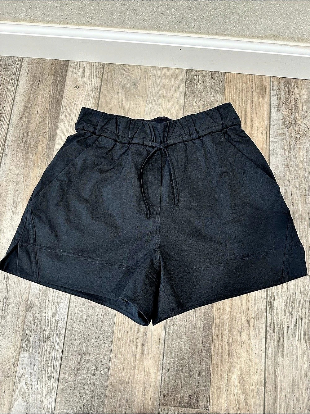 lululemon Cinchable Waist High-Rise Woven Short 3.5" Shorts Black XS